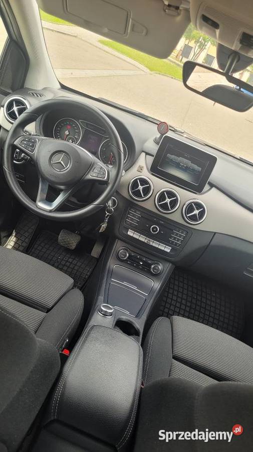 Mercedes B180d 2016r automat mały przebieg Rok produkcji 2016 Gorlice