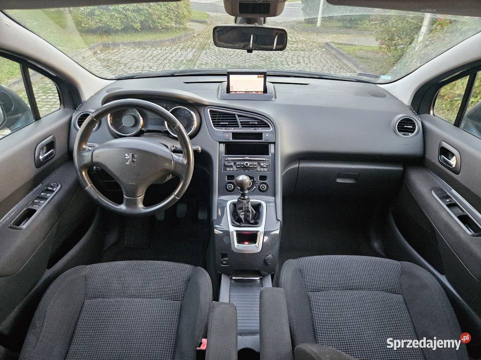 Peugeot 5008 2010r 16Hdi Navi Panorama Alufelgi diesel 5008 Ryglice sprzedam