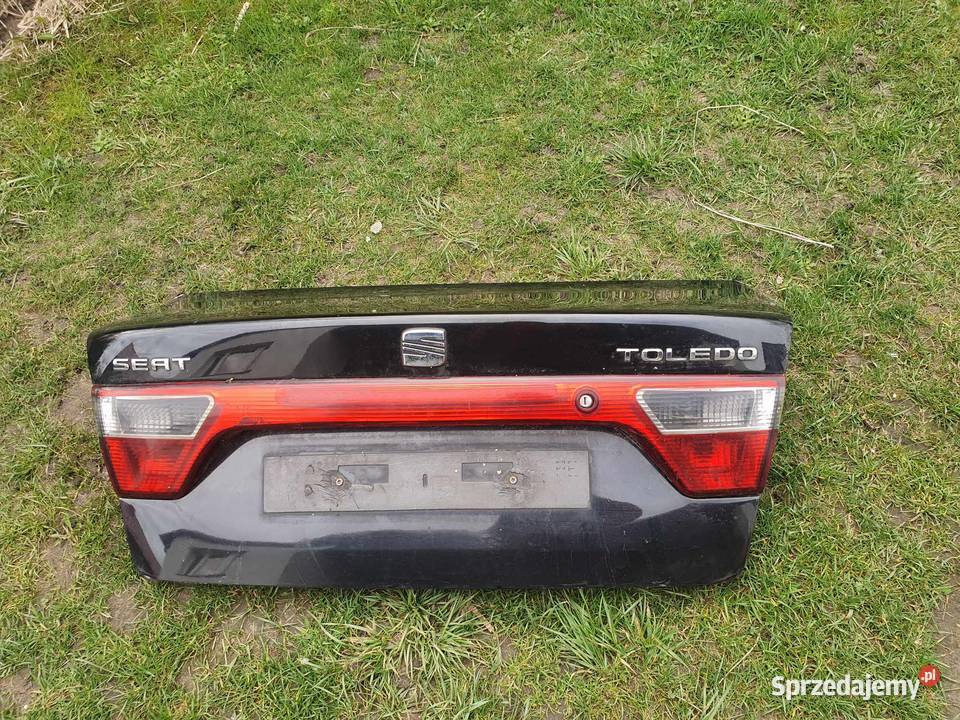 Klapa tylna bagażnika Seat Toledo II 9805 czarna Rok produkcji 2000 Kraków