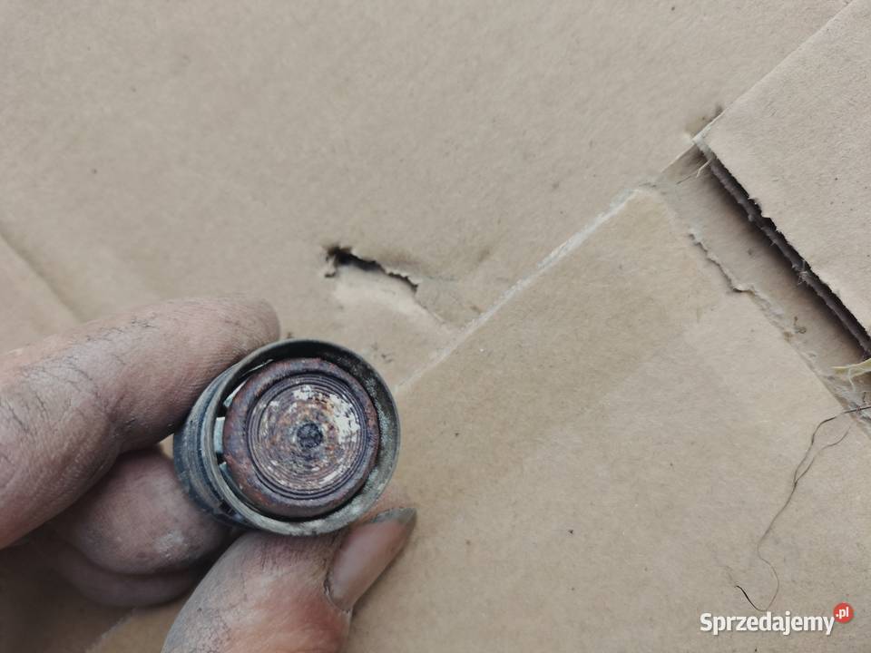 ZAPALNICZKA FORD SIERRA zapalniczki samochodowe Kamień-Kolonia