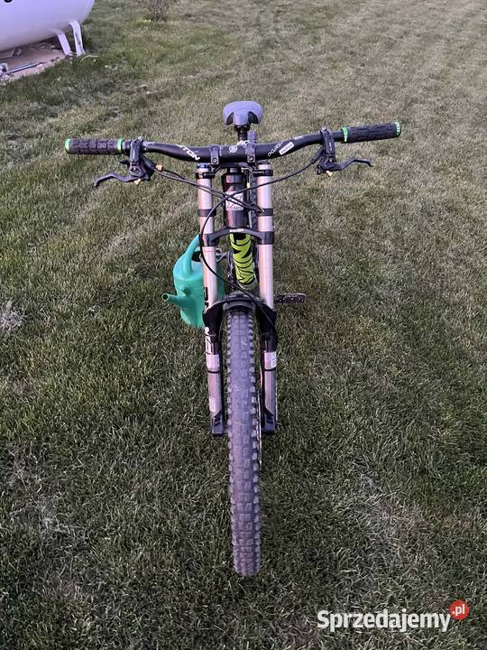 Rower DH YT tues industries 20