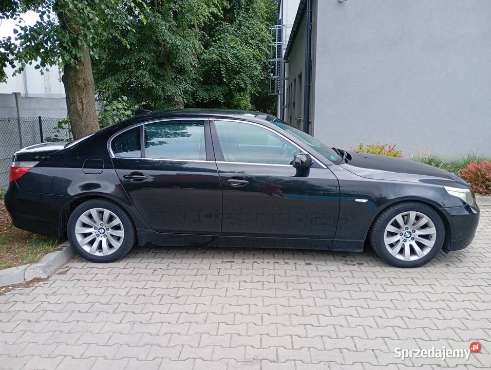BMW E60 520i światła przeciwmgielne