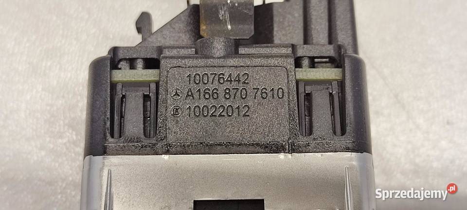 MERCEDES VITO W447 PRZYCISK KLAPY BAGAŻNIKA osobowe dolnośląskie sprzedam