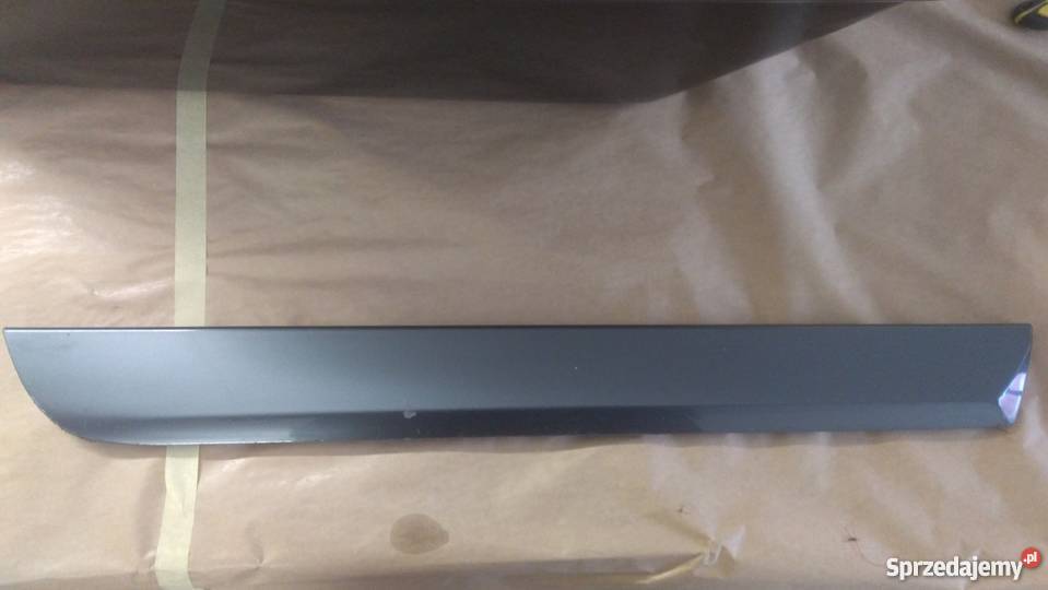 Listwa Audi a4 b6 B7 prawy tył listwy boczne Stalowa Wola