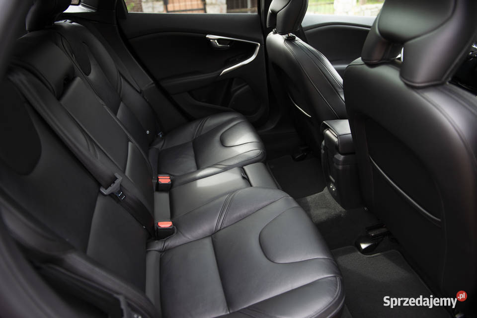 Volvo V40 D2 Webasto Radary Panorama czujnik deszczu sprzedam