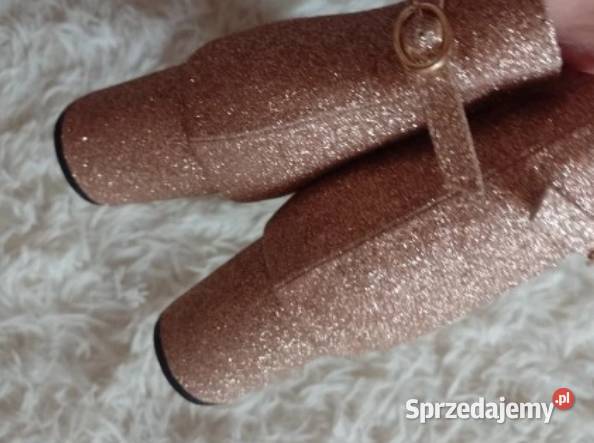 41 Złote bogato zdobione czółenka wieczorowe z małopolskie Kraków