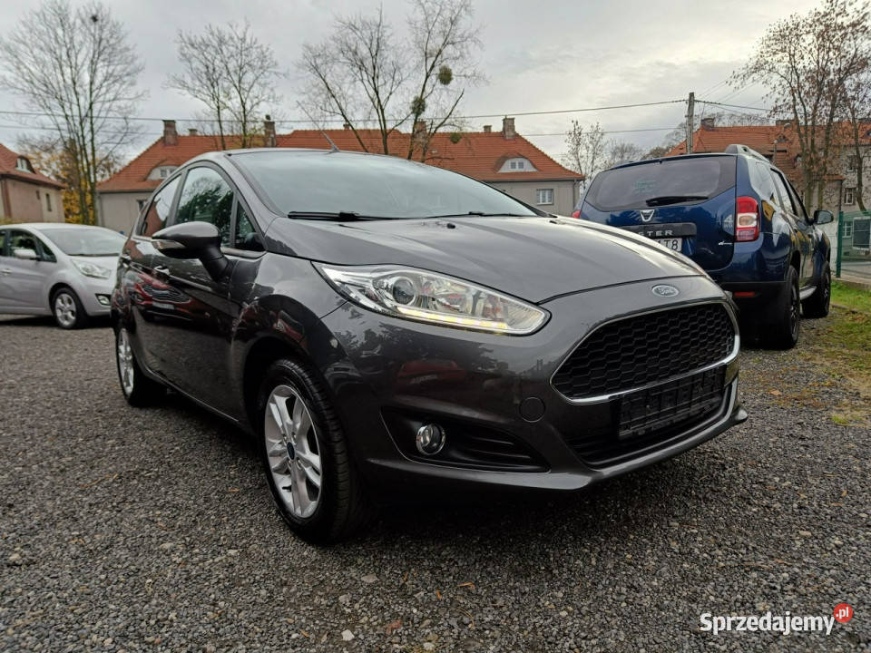 Ford Fiesta Podgrzewane fotele i Przednia szyba Ruda Śląska