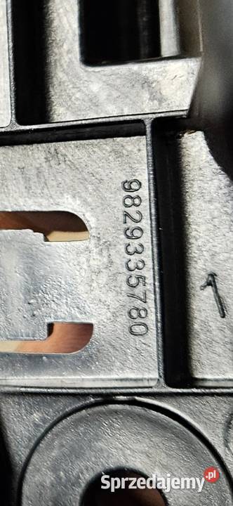 OPEL CORSA F ŚLIZG PRAWY ZDERZAKA PRZÓD