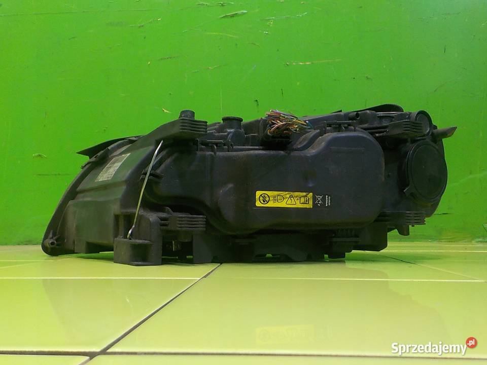 VOLVO XC70 II V70 III 07r KOMBI XENON lampa Suków