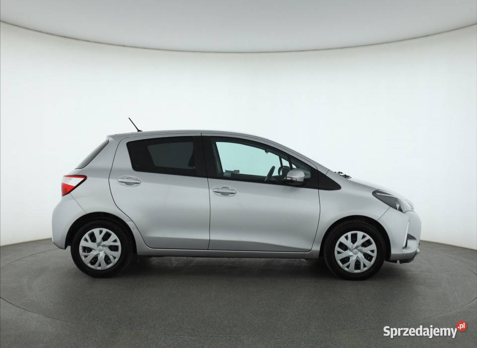 Toyota Yaris 15 Dual VVTi radio