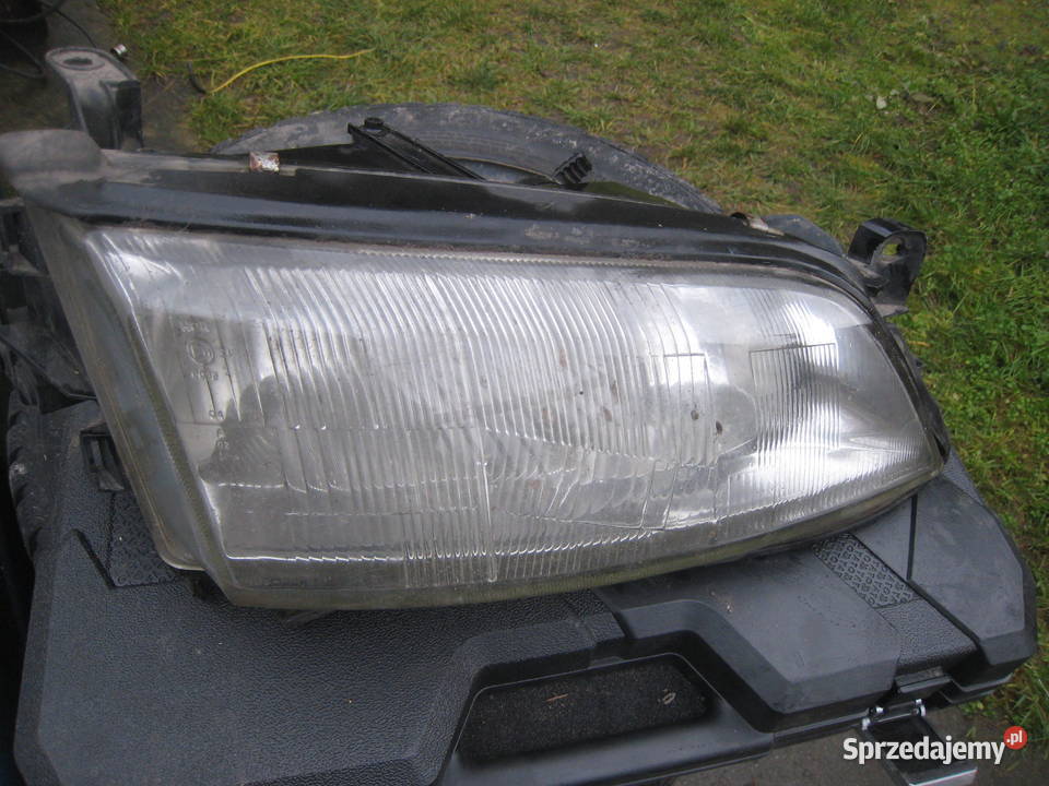 Lampa przednia prawa reflektor ori carello Opel Kraków