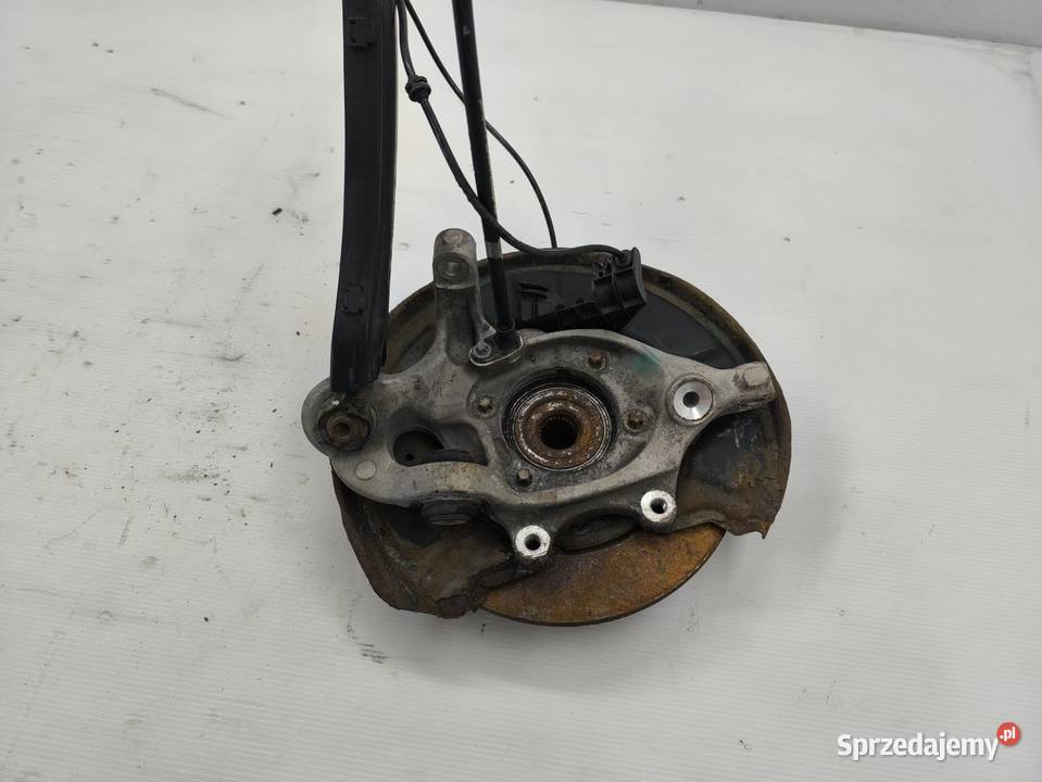 ZWROTNICA PRAWY TYŁ MERCEDES C W204 LIFT 18