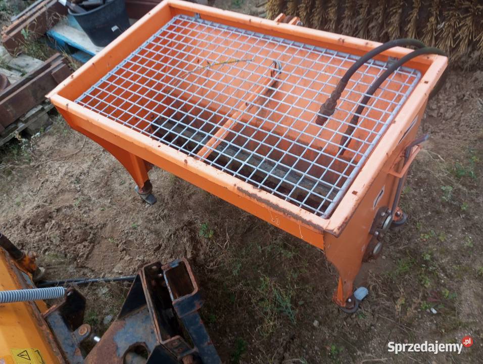 Pług do śniegu zamiatarka solarka Buk