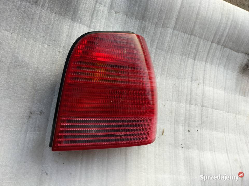 czerwona LAMPA PRAWA TYŁ POLO 6N Kamień-Kolonia