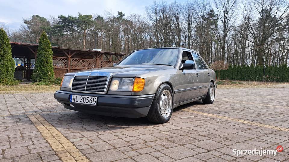 1986 Mercedes W124 sedan 30 benzyna nieuszkodzony Samochody osobowe Namysłów
