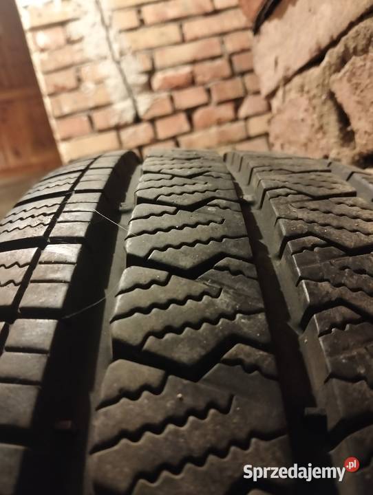 Opony zimowe bus 2257516c Rzeszów sprzedam