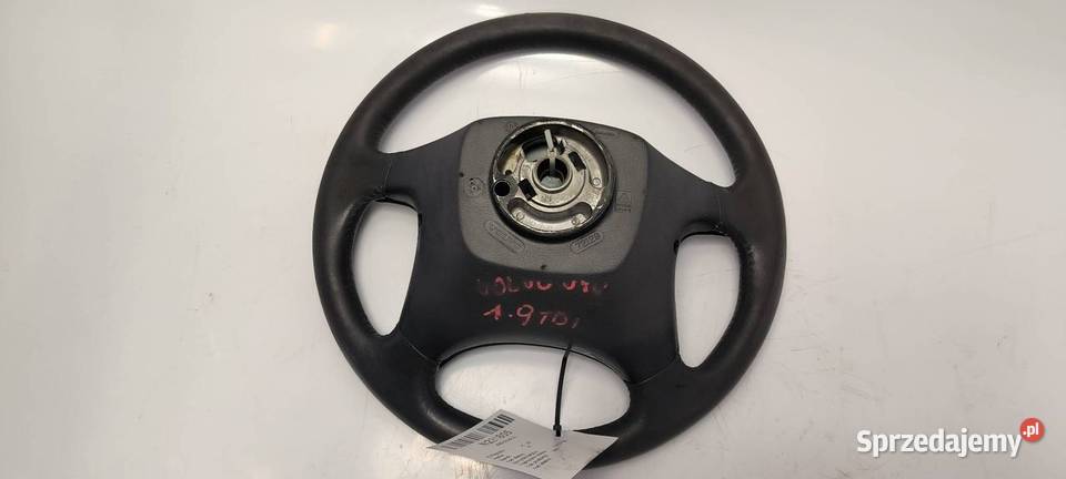 KIEROWNICA VOLVO V40 Lipno