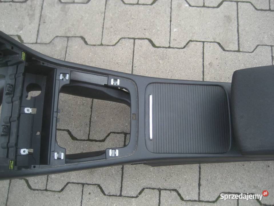 vw passat b6 0510r podłokietnik czarny wersja Rakoniewice