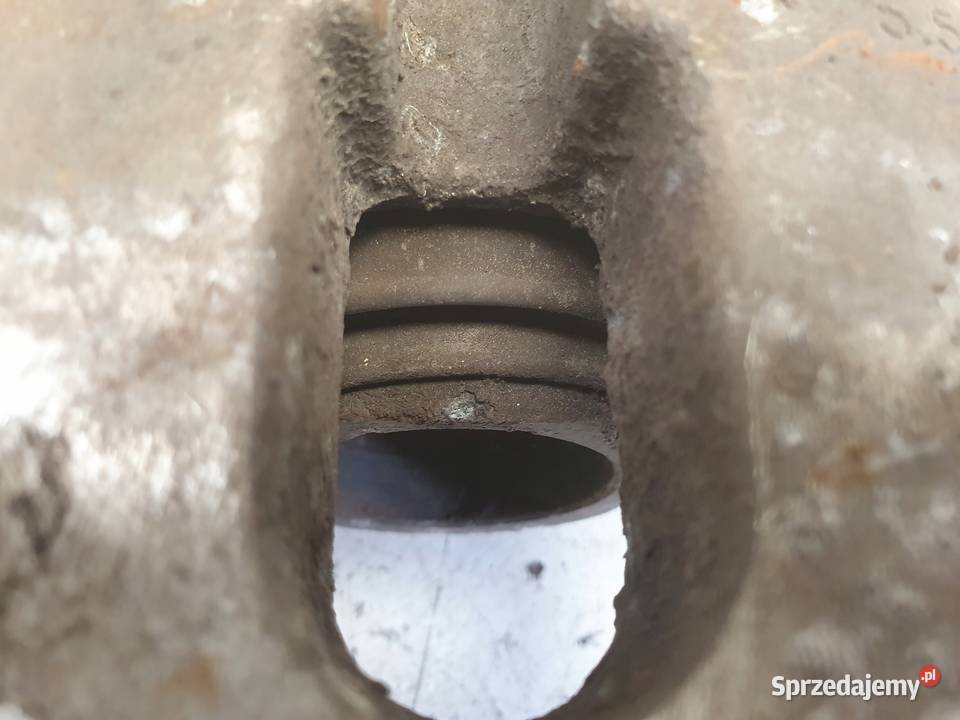 BMW E39 PRZEDNI ZACISK HAMULCOWY lewy przód lubelskie Rudka