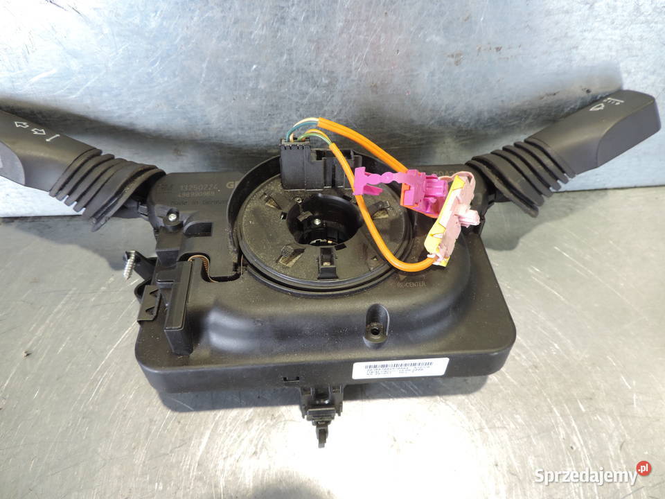 PRZEŁĄCZNIK ZESPOLONY OPEL ZAFIRA B 13250224GF Rok produkcji 2006 Nowy Sącz