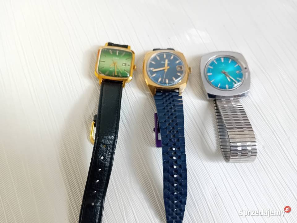 Trzy stare zegarki Rakieta Zaria i Mister Anker