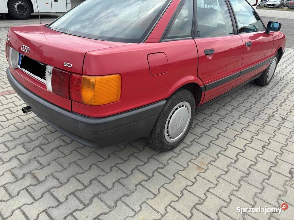 Audi 80 b3 stan kolekcjonerki przebieg 127000 Rok produkcji 1990 Krosno