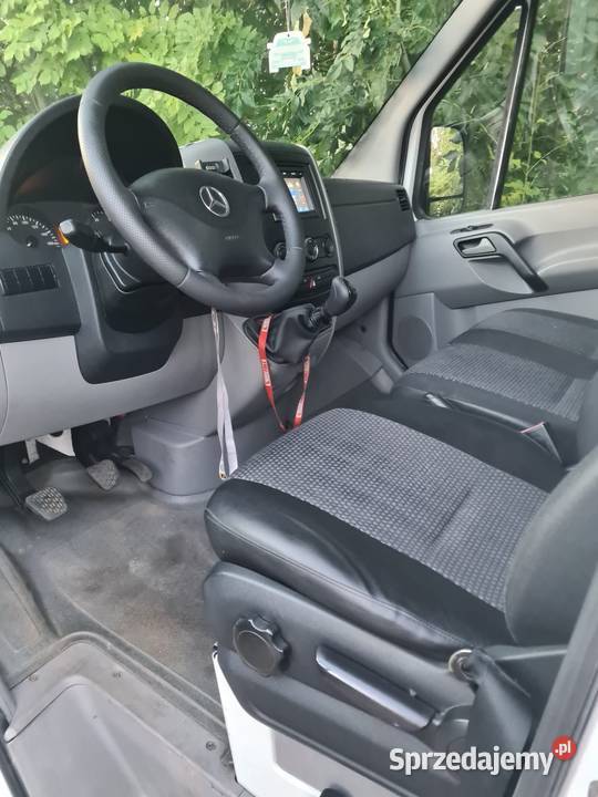 Auto laweta Mercedes Sprinter nawigacja GPS śląskie Katowice
