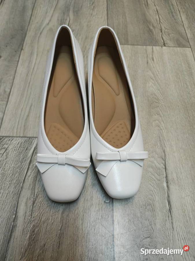 42 Białe Mega wygodne czółenka wieczorowe NOWE inna Kraków