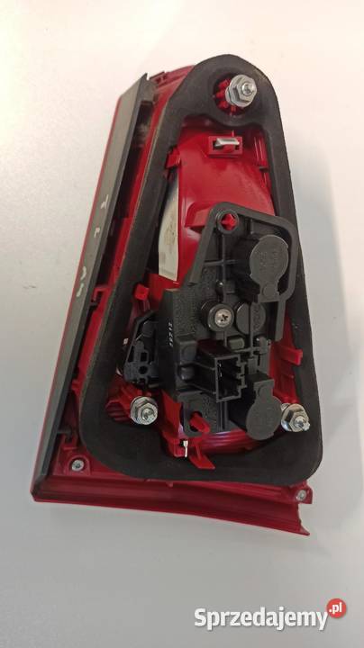 AUDI A4 B8 LIFT LAMPA LEWY TYŁ 8K5945093AA osobowe