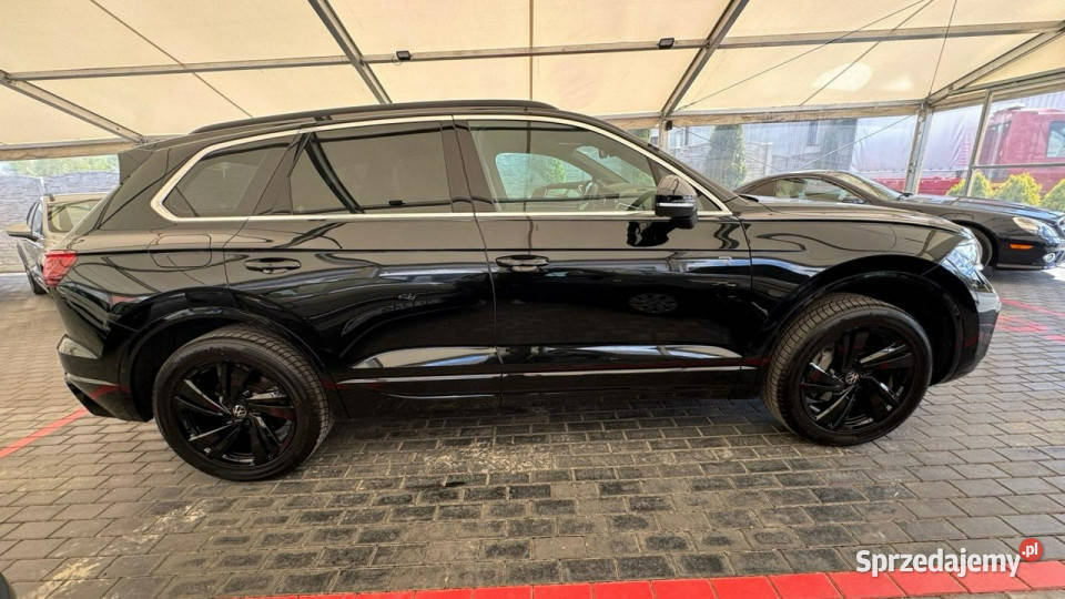 Volkswagen Touran III 2015 lakier metallic Zduńska Wola