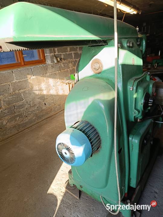 Frezarka FU320 Trzebunia