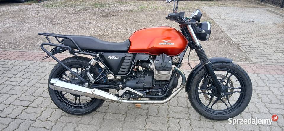 Moto Guzzi V7 II czterosuwowy wielkopolskie Gniezno