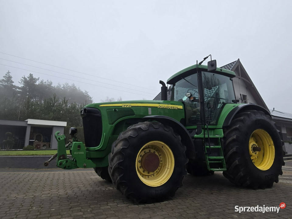 ciągniki John Deere 8220 John Deere 8220 2006 Skępe sprzedam