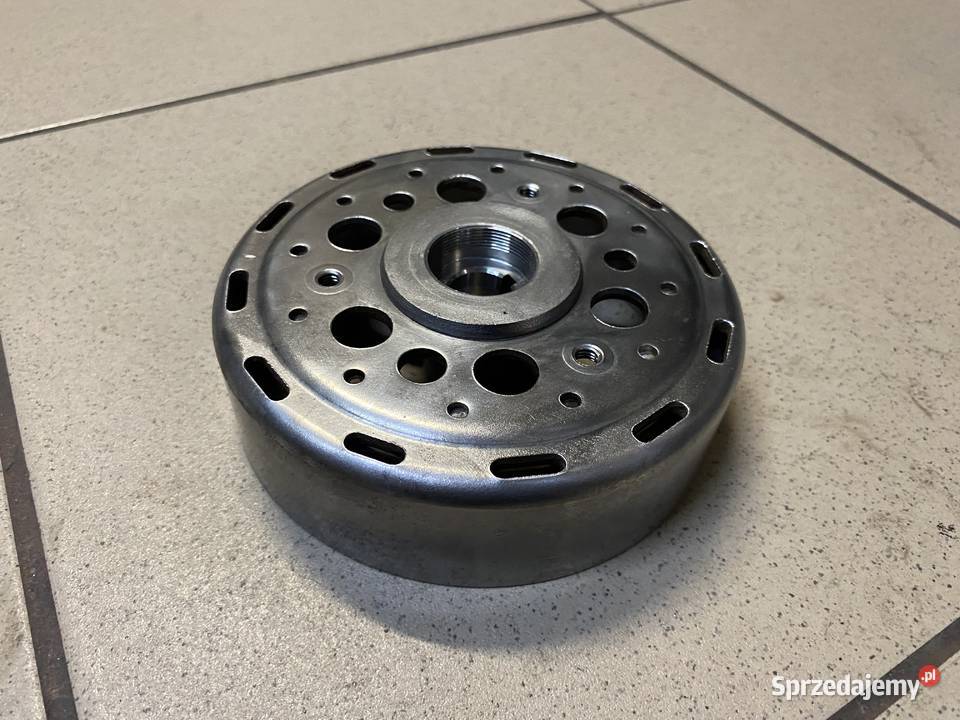 Magneto Honda Pcx 125 Silniki i osprzęt Brzeszcze sprzedam