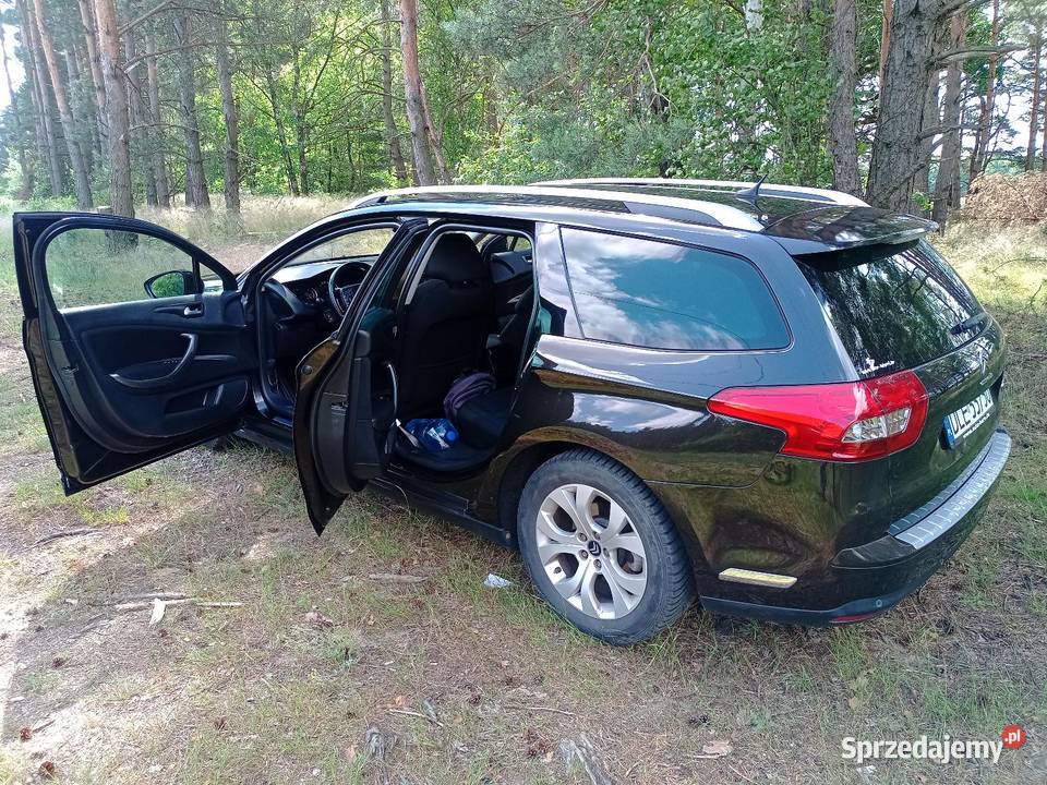 Sprzedam samochód osobowy marki Citroen C5 kombi Rok produkcji 2014 sprzedam