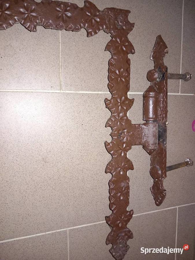 Zawiasy kute szyldy klamka zamek Ptaszkowa