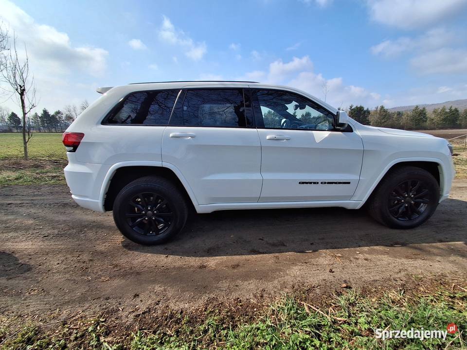 JEEP GRAND CHEROKEE WK2 36 V6 4x4 2017r styl Grand Cherokee Reda