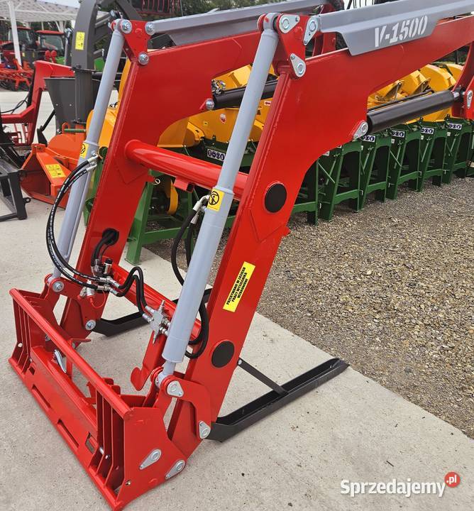 ŁADOWACZ CZOŁOWY c360 C330 MF255 zetor50117211 nieuszkodzony Staszów