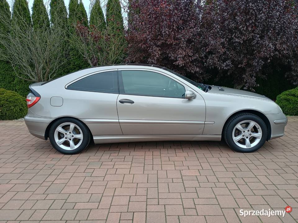 Mercedes W203 CL 2007r 18i 143 KOMPRESSOR światła przeciwmgielne Witkowo