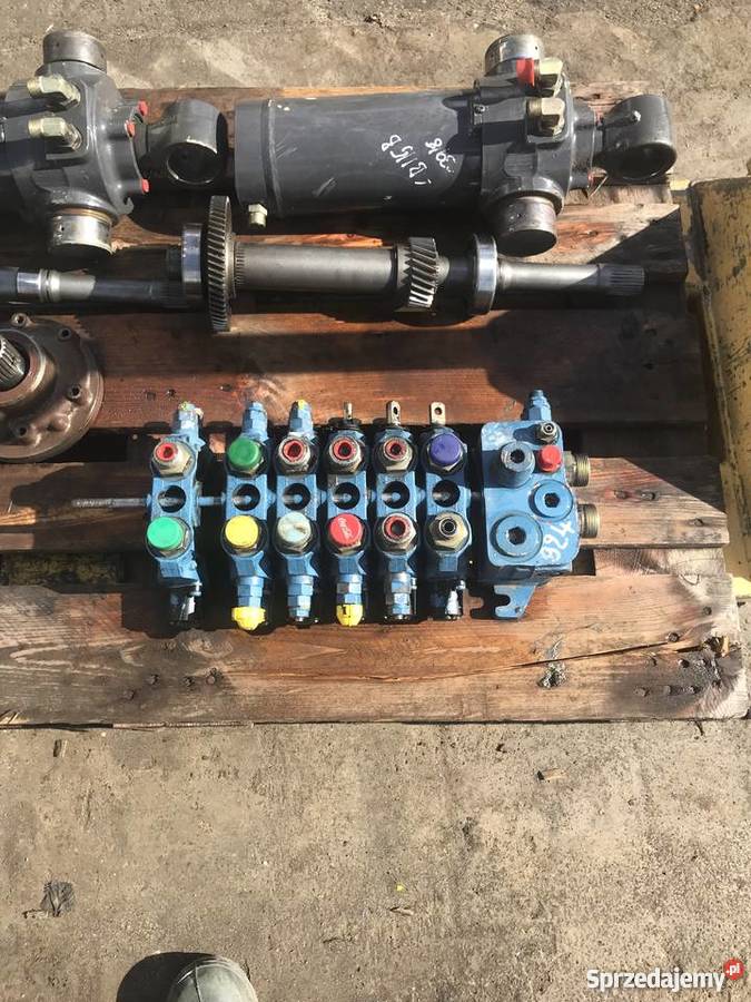 Wałek skrzyni biegów Powershift Case 580 SR 695 Kosakowo