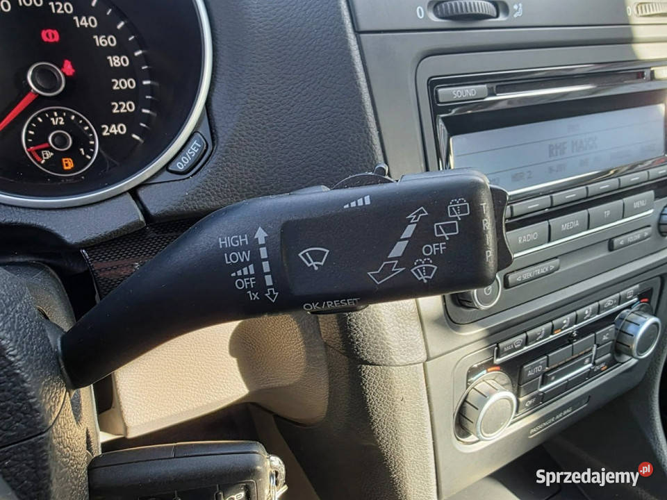 Volkswagen Golf 16 TDI 105 Klimatyzacja Alufelgi relingi dachowe Słupsk