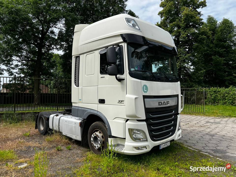 Ciągnik siodłowy TIR DAF XF 106 Leśna