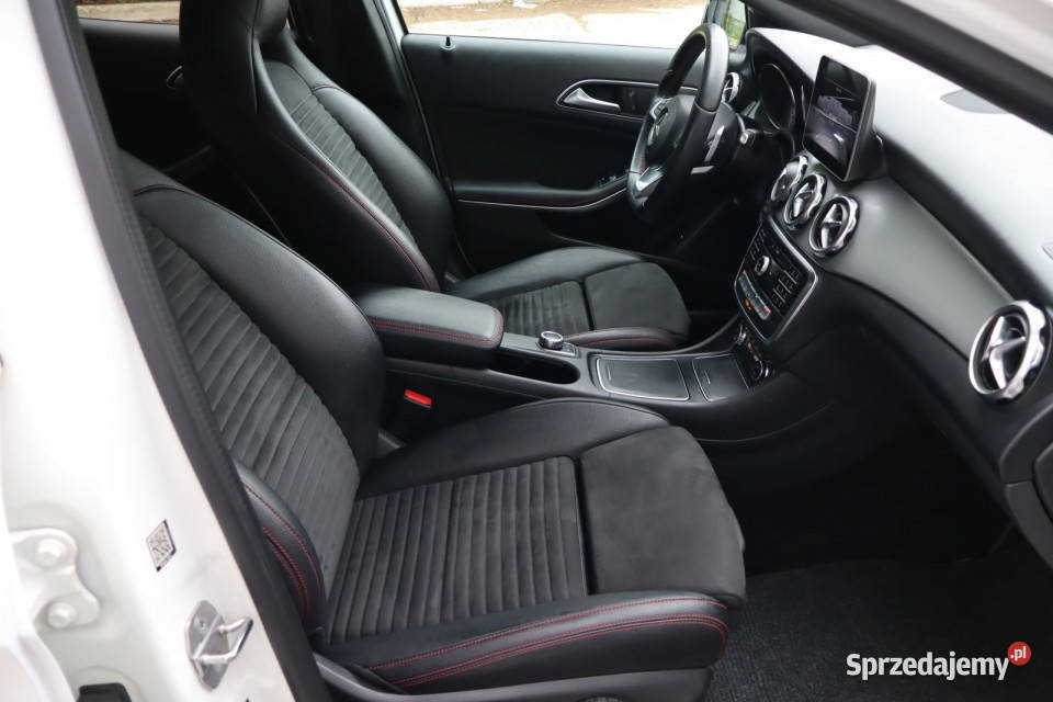Mercedes GLA GLA 200 komputer pokładowy śląskie Zabrze