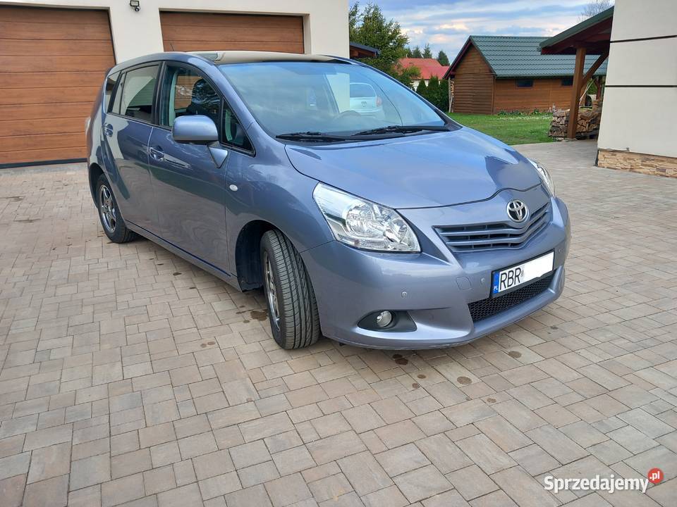 TOYOTA VERSO 20 D4D Panorama Hak Alufelgi