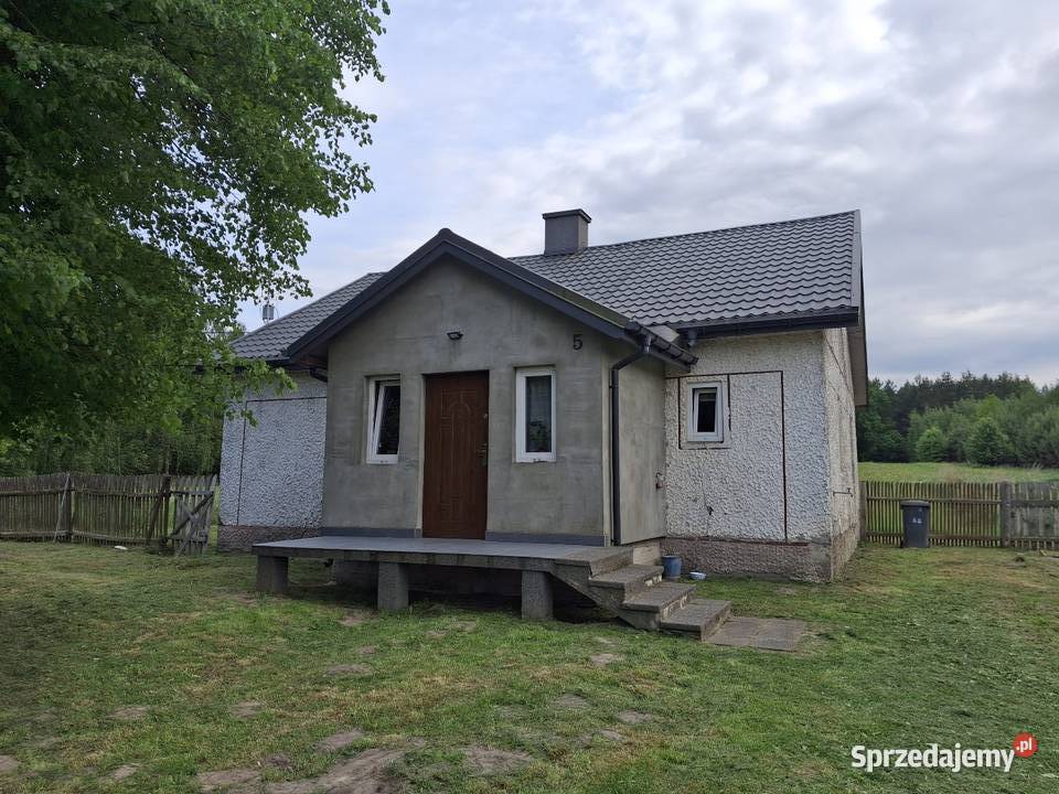 Sprzedam siedlisko z dużą działką w dolinie do remontu