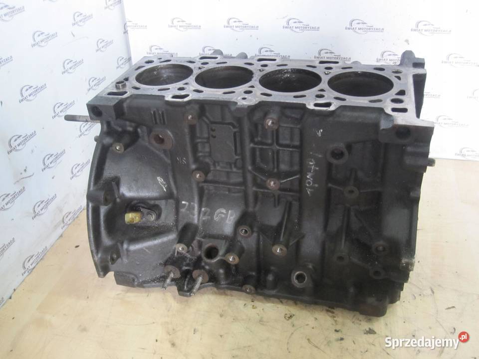 TRAFIC PRIMASTAR VIVARO 20 DCI M9R786 Blok sprzedam
