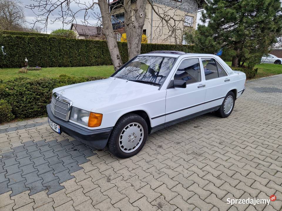 Mercedes W201 190 20 benzyna automat 1szy nieuszkodzony Cieszyn