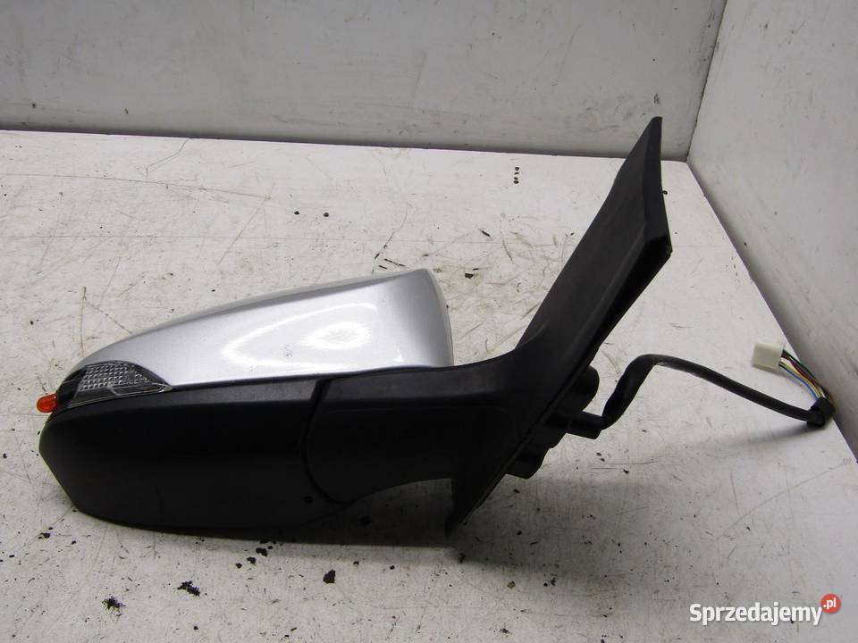 LUSTERKO PRAWE 7 PIN 1F7 TOYOTA YARIS III LIFT osobowe sprzedam