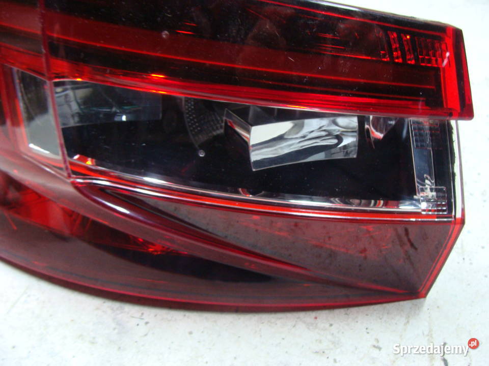 SKODA SUPERB III KOMBI LAMPA TYLNA LEWA Goleniów