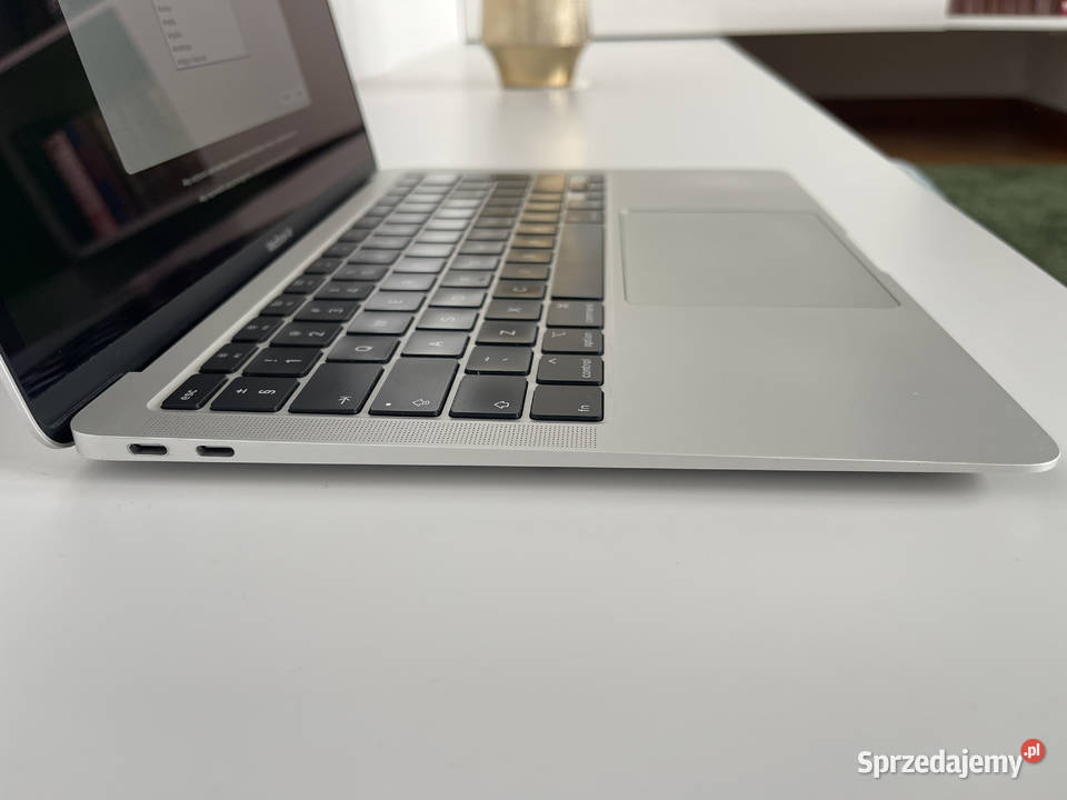 MacBook Air 13 i5 8256GB 2020 Srebrny Stan Pełen Aleksandrów Łódzki